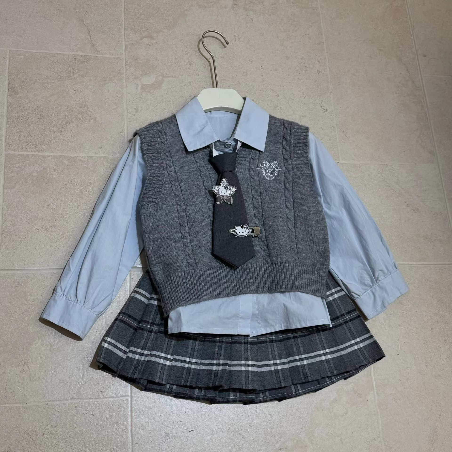 2026秋款上新儿童学院风校服套装蓝色格子半裙领带款小童