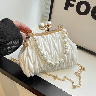 女包高端大气上档次珍珠手提褶皱包包女2025新款时尚气质晚宴包贝