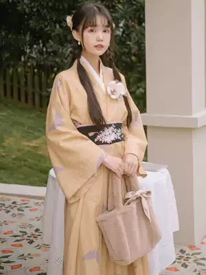 Chuan Dai: Early autumn beauty original design Oriental retro butterfly print embroidery autumn two-piece set