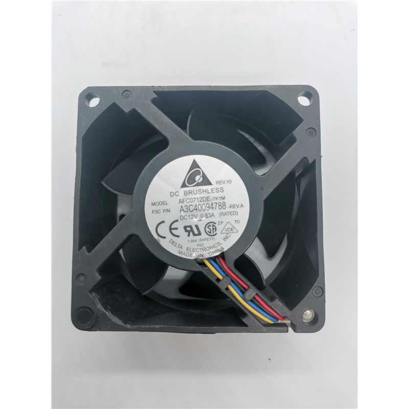 AFC0712DE  7038 12V 0.83A 4线PWM服务器暴力散热风扇