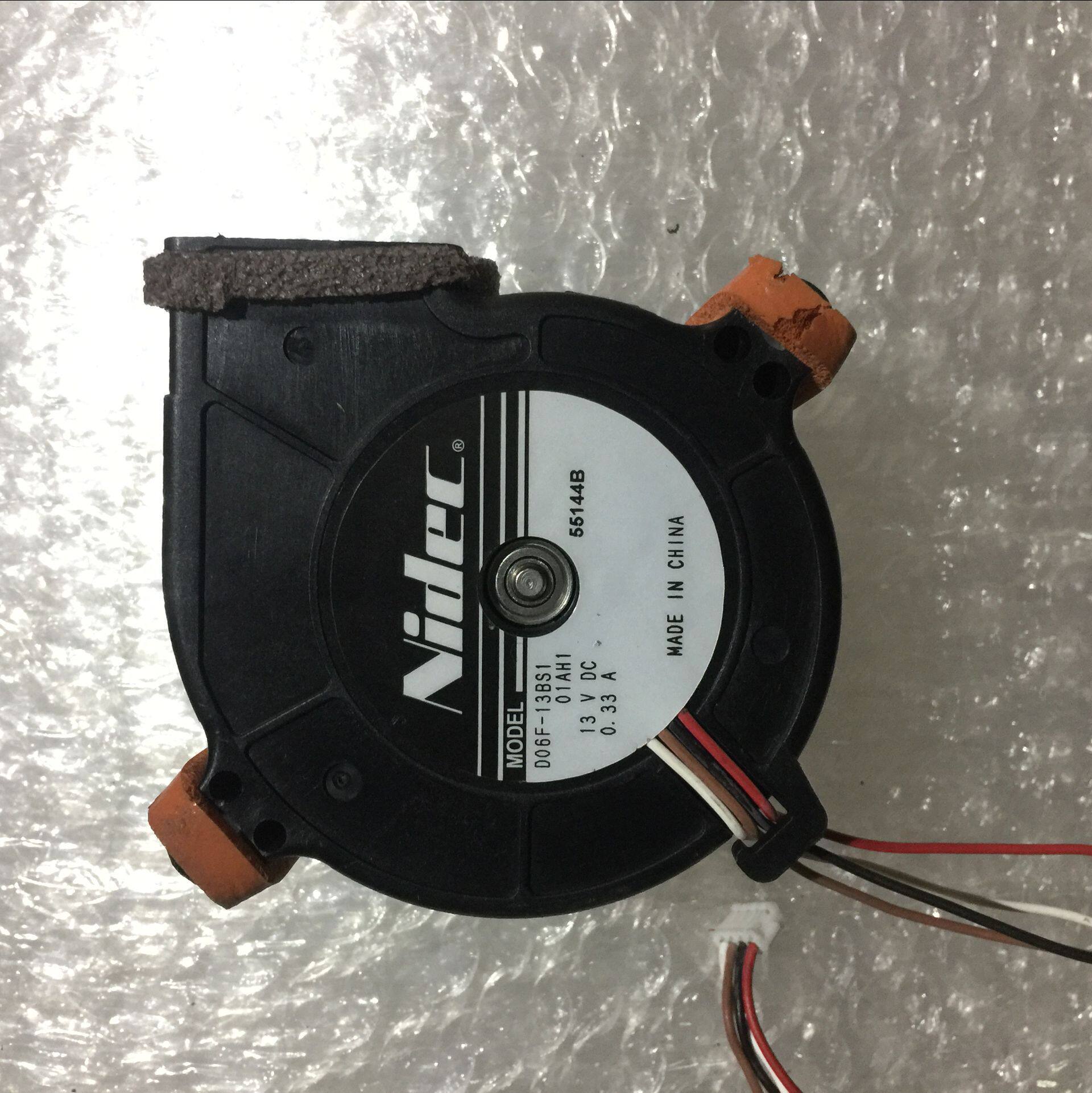 NIDEC D06F-13BS1 01AH1 13V 0.33A 4线 投影机散热风扇