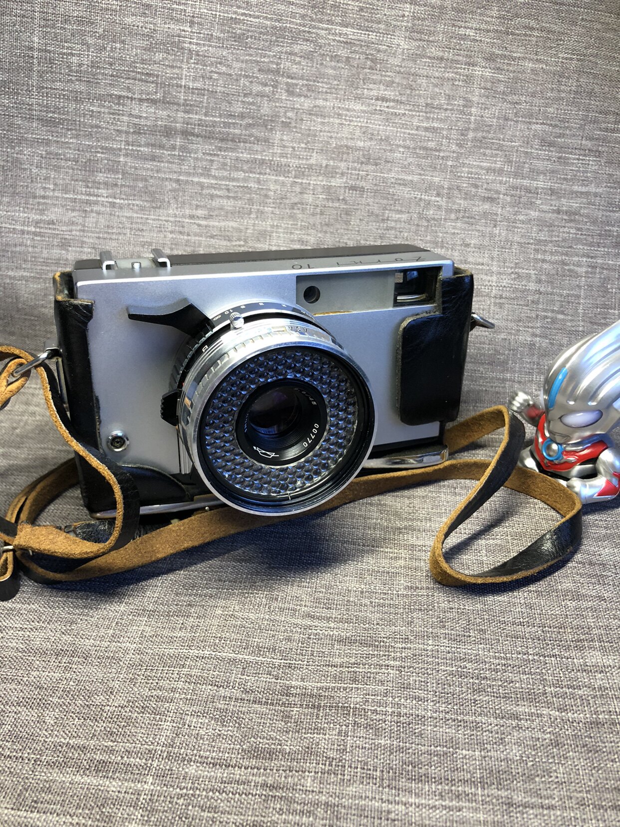 俄罗斯产左尔基10黑色金属机械定焦135胶卷胶片菲林中古复古旁轴