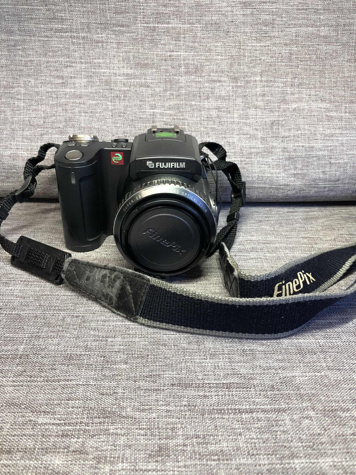 fujifilm福士finepix6900 superccd胶片感6x变焦数码相机