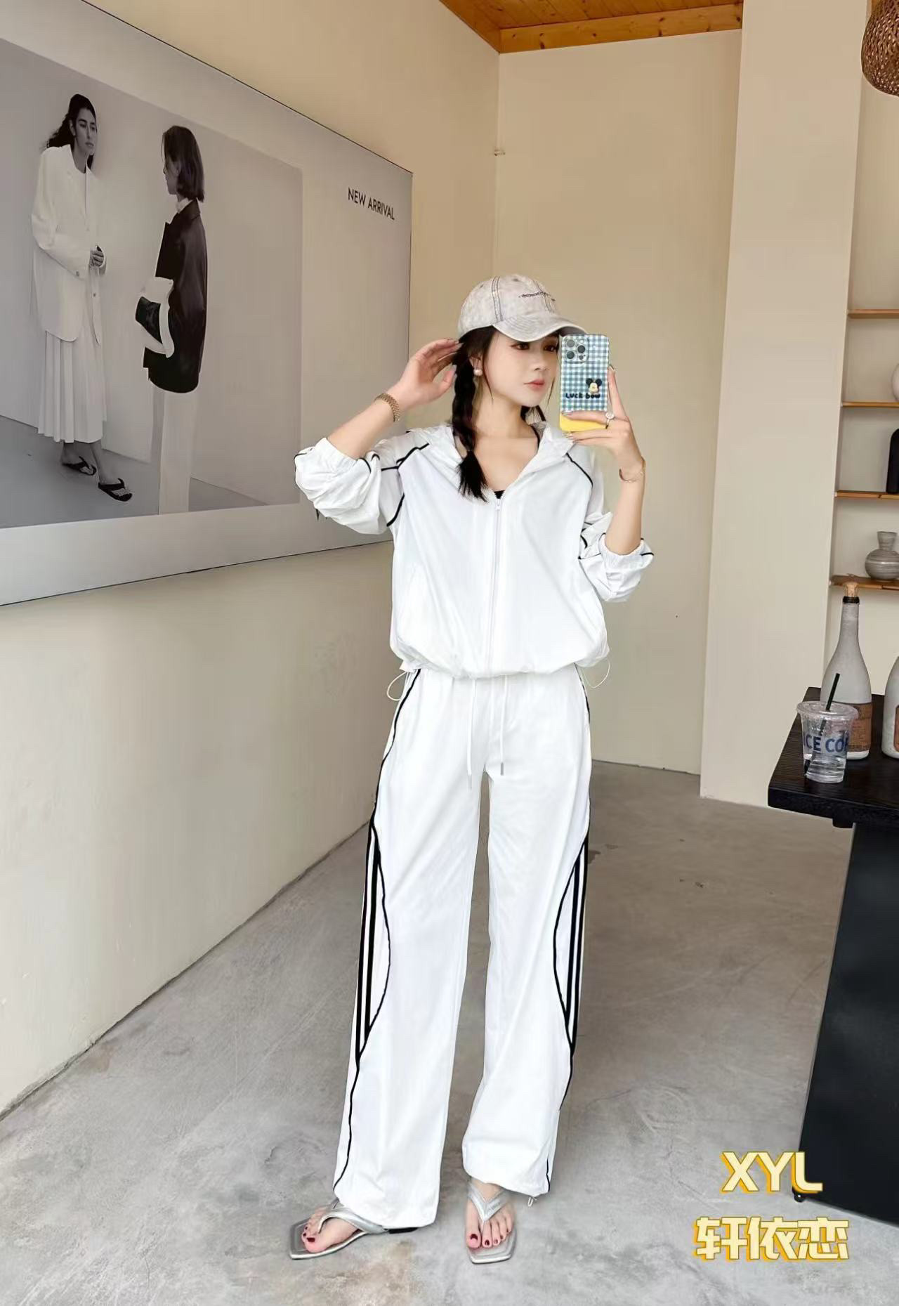 云想集宽松型撞色防晒衣时尚拉链短款外套休闲运动套装女宽松