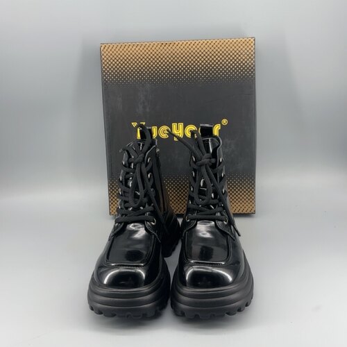 月芽儿品牌正品撤柜时尚断码马丁靴加绒k-105