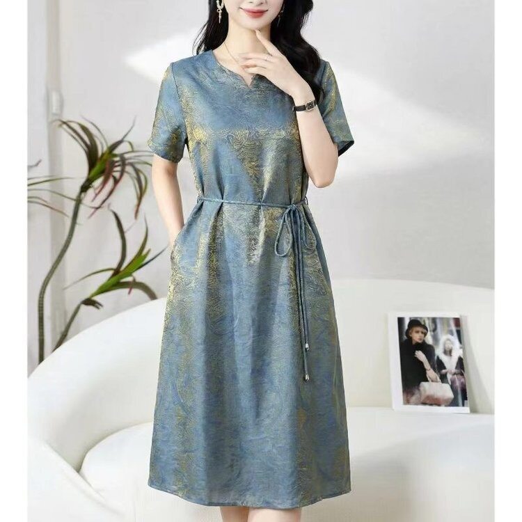 夏天中年衣服中老年女装妈妈夏装连衣裙端庄大气大码裙子高级感女