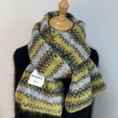 哈尔滨防寒装备冬季复古撞色条纹围巾女加厚保暖百搭针织毛线围脖