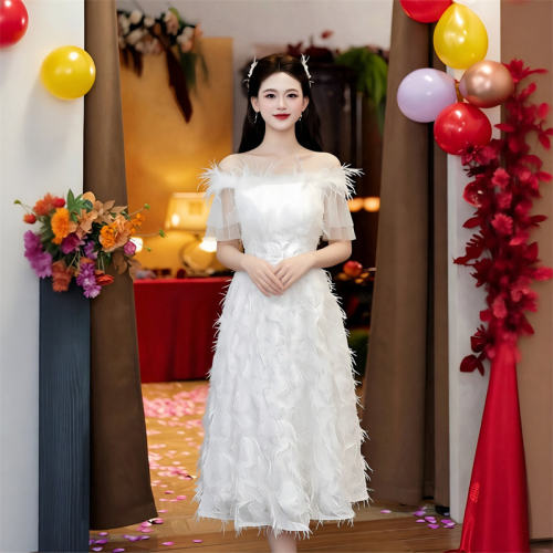 新款一字肩羽毛白色连衣裙仙气优雅A字裙通勤气质网纱礼服裙日常