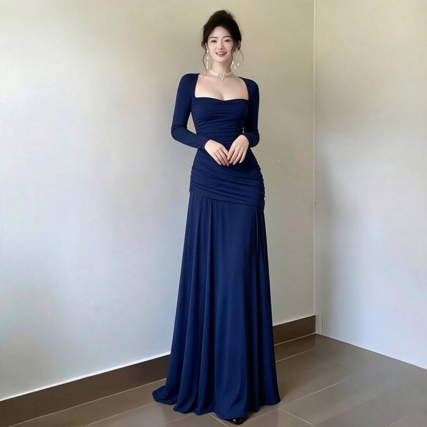 方领长袖长款连衣裙腰腹褶皱设计感女士聚会出镜修身垂坠礼服长裙