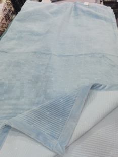 实体店跑量爱心绒毯无品牌刺绣爱心床盖三满天星床裙一面绒一面布