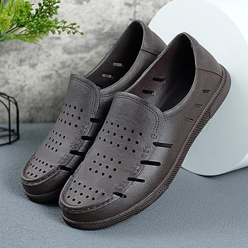 越南橡胶休闲单鞋夏男户外两用凉鞋软底沙滩鞋新款透气洞洞鞋