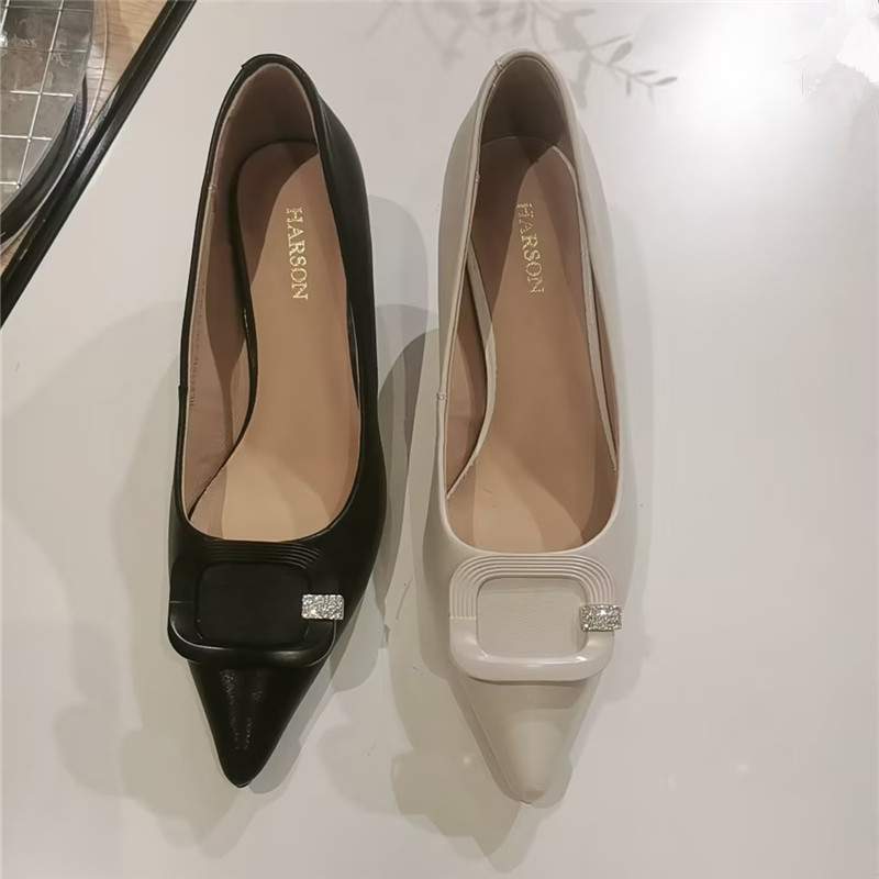 哈森小皮鞋通勤细跟软羊皮单鞋