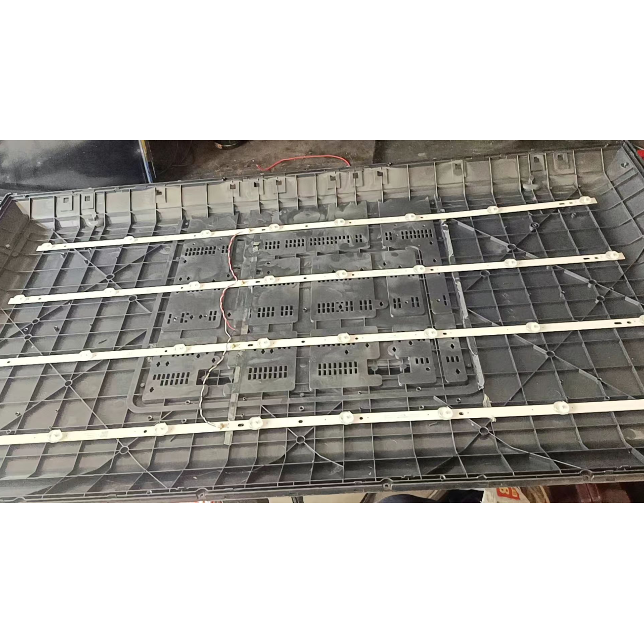 适用康视佳JJ-0751-D43080402AM-S 210329灯条背光灯电视机8灯4条