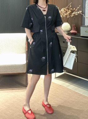 Dayuan 原创设计V领拉链刺绣假两件拼接收腰连衣裙505016