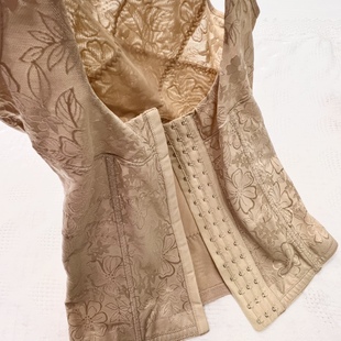 秋冬身材管理器背夹加强收腹束腰美背直背产后恢复塑形收副乳内衣