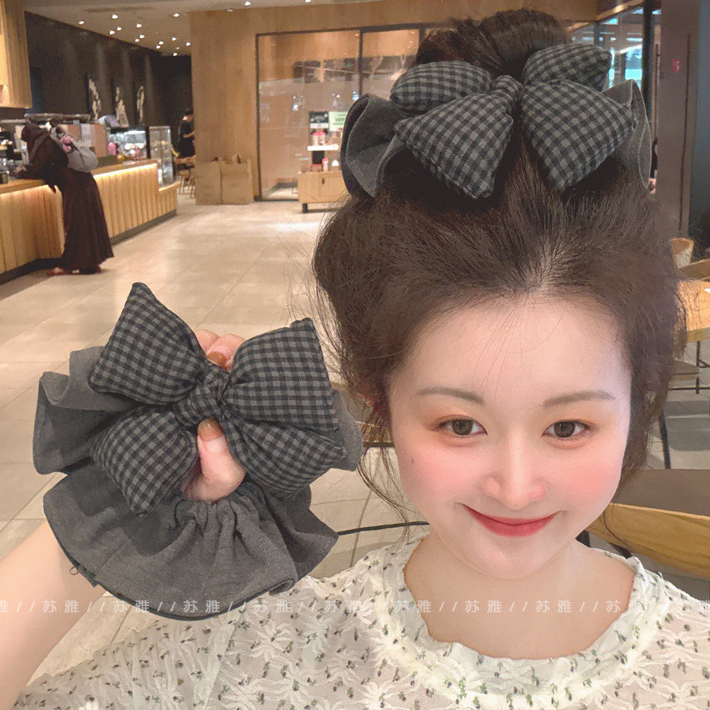 灰色系格纹海绵蝴蝶结大肠发圈