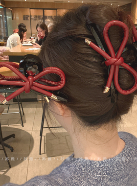 高级感红色蝴蝶结皮质抓夹发夹女后脑勺大号发量多盘发鲨鱼夹发饰