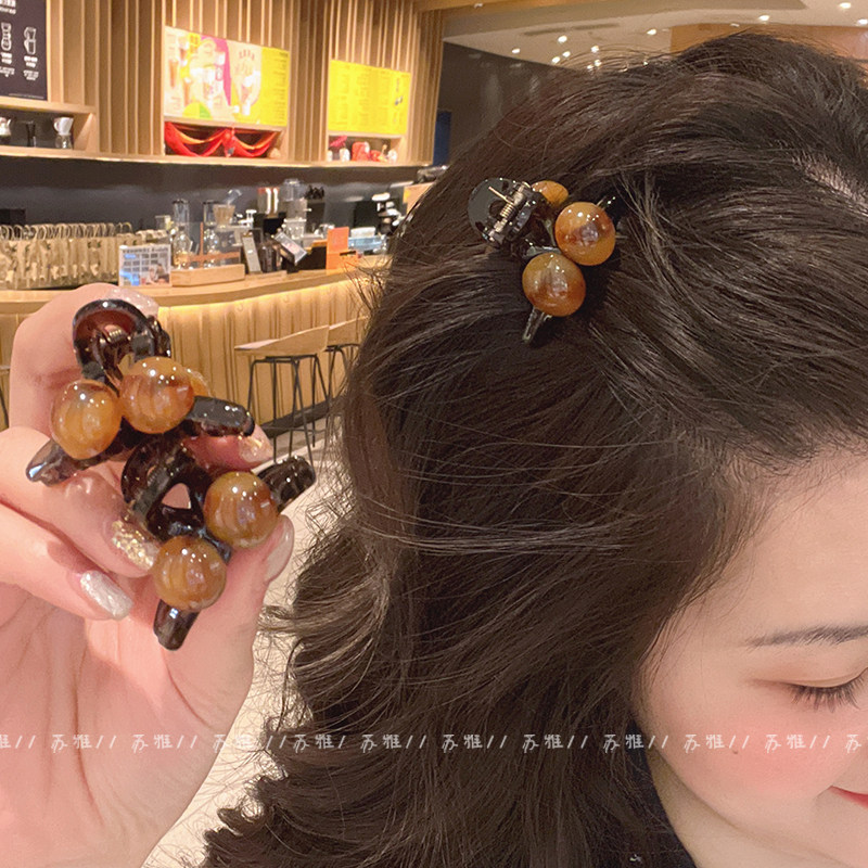 高级感球球碎发刘海小抓夹鲨鱼夹