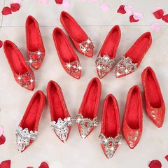 红鞋平底加绒婚鞋女2018新款红色中式敬酒结婚秀禾孕妇冬季新娘鞋