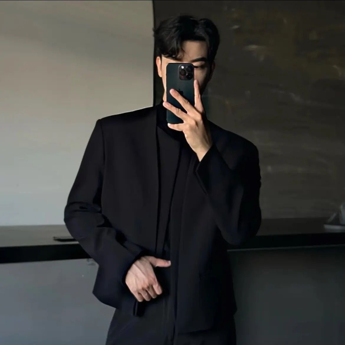 假两件无领垫肩西装外套男士短款高级感酷帅休闲西服港风宽松百搭