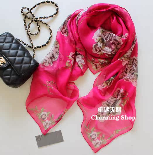 亏本甩卖！M花朵骷髅头纯真丝大方巾披肩沙滩巾桑蚕丝围巾度假风