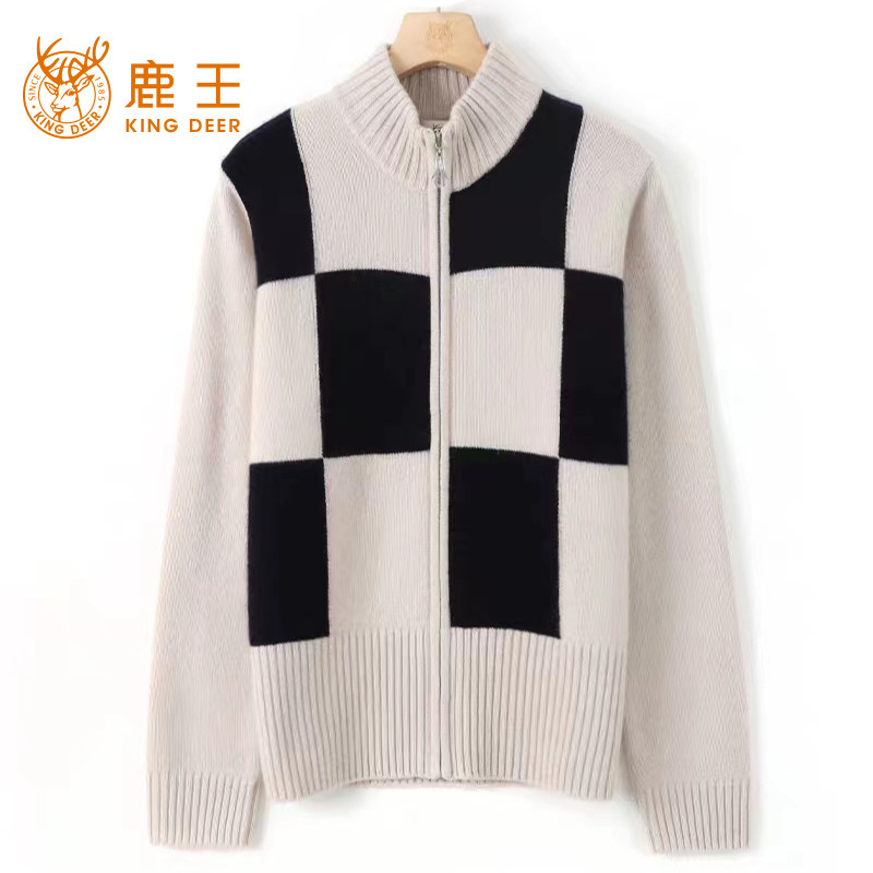 鹿王长袖格子半高领山羊绒外套