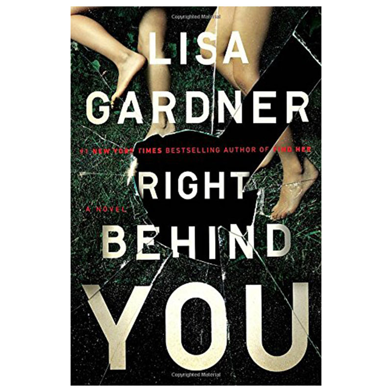 【现货】RIGHT BEHIND YOU (MR-EXP)，在你身后 英文原版图书籍进口正版 GARDNER, LISA 小说 善本图书