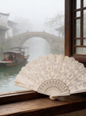 中国风夏天儿童折叠舞蹈扇古风汉服旗袍拍照随身携带竹扇扇子折扇