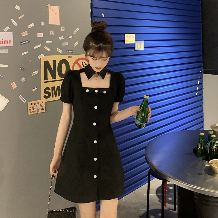 Mid length slim dress with lapel and hollow words at chest