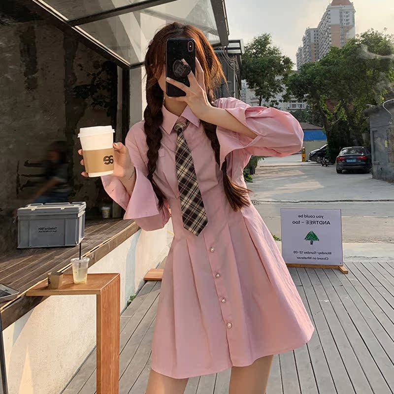 Real shot design, waist down and thin shirt dress