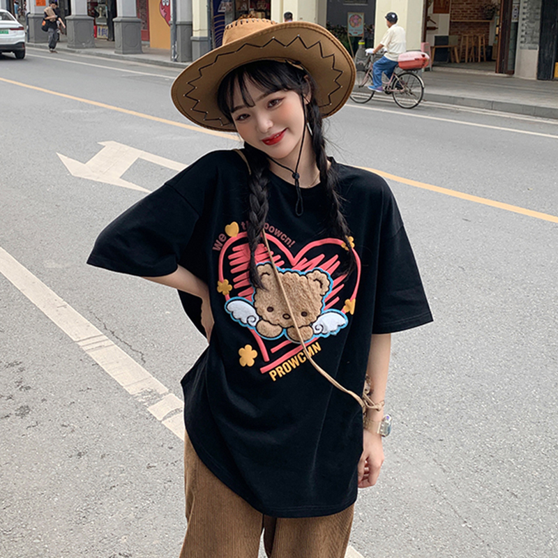 Real time embroidery love bear short sleeve T-shirt