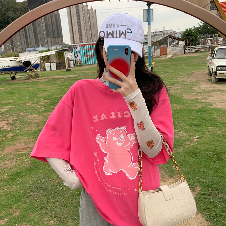 Two piece set of pink bear T-shirt with cartoon pattern