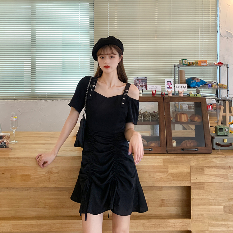 Real shot light ripe wind waist small black skirt with drawstring pleated off shoulder skirt