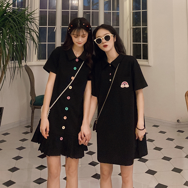 Photographs of Quality Inspection Girls'Dresses