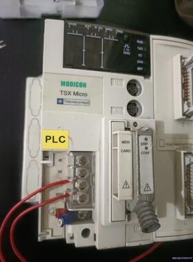 拆机施耐德PLC，型号TSX3721101，实物拍摄需要的详议价商品