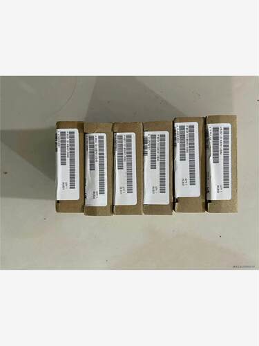 西门子ET20SP模块 131-6BH01-0BA0，实图拍