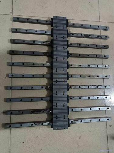 TBI导轨H25FE，九成新，滑动顺畅，杆长65cm，每条1议价商品