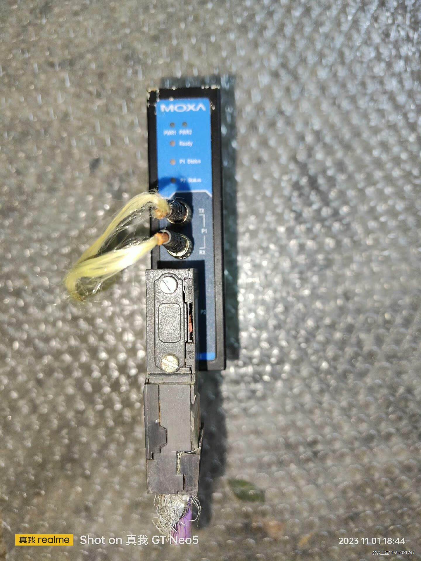 MOXA摩莎ICF-1180I-M-ST工业级转光纤转换器