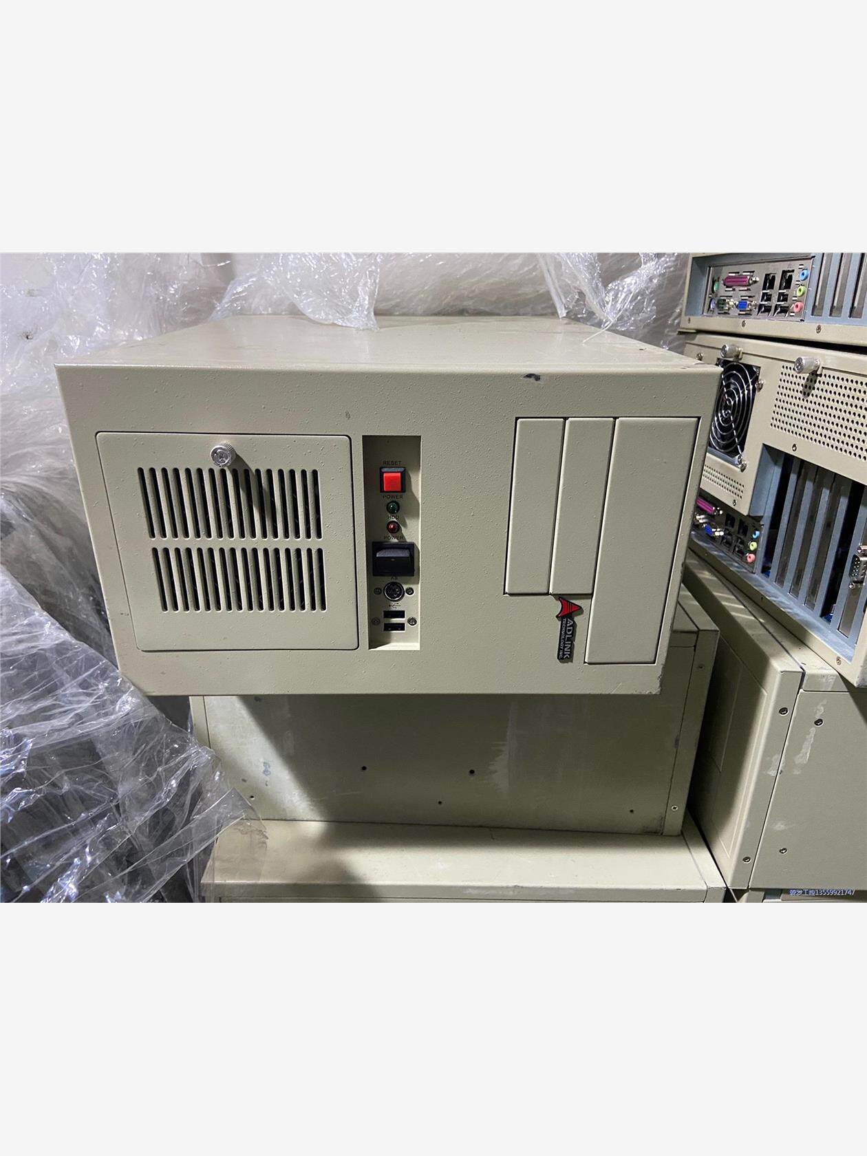 凌华壁挂式计算机 工控机 E5400CPU 2G内存 500议价商品