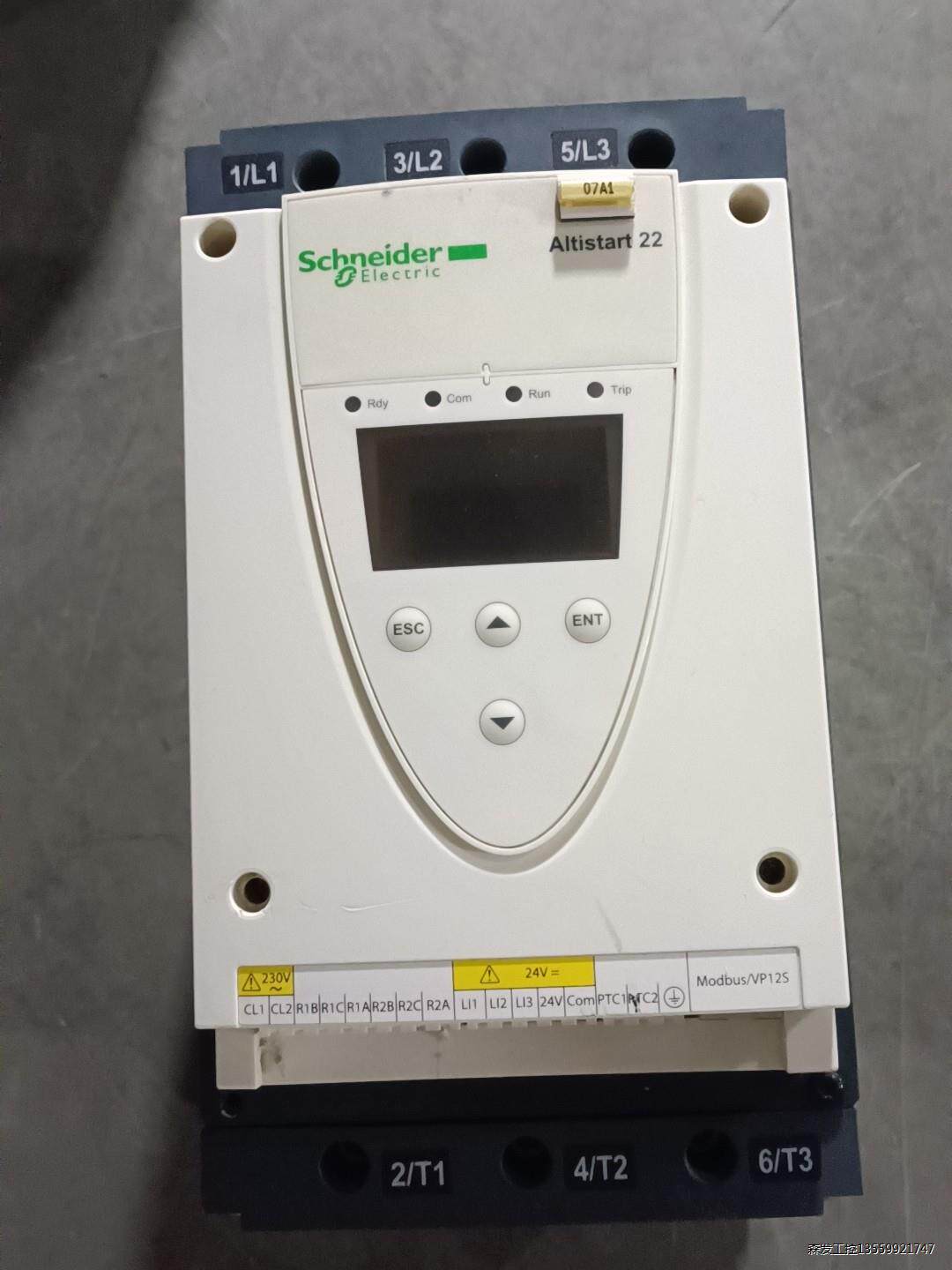 施耐德软启动ATS22D88Q 实物图片 上电报警 运行不起