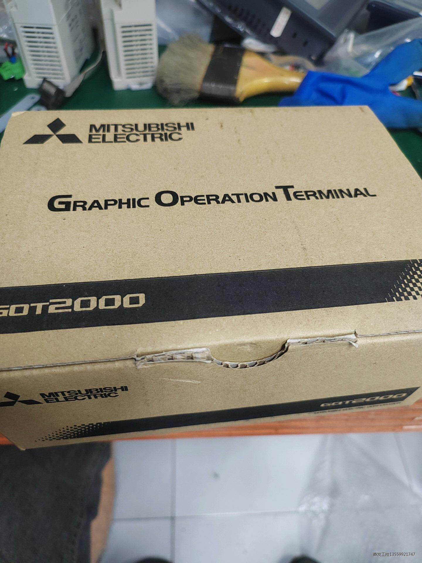 三菱全新触摸屏GT2104-PMBDS，全新未使用，实物拍摄