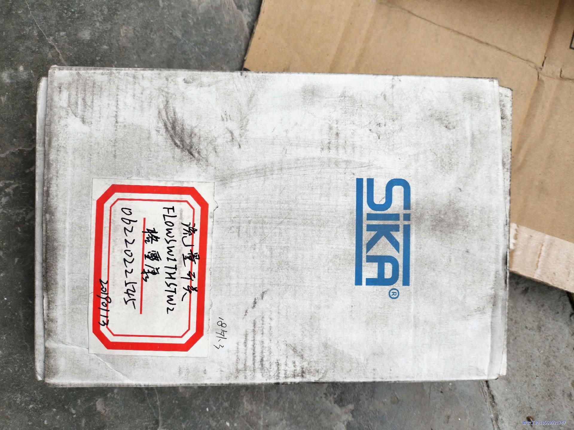 德国SIKA西卡流量开关全新库存样子如图VH325M0IWE议价商品