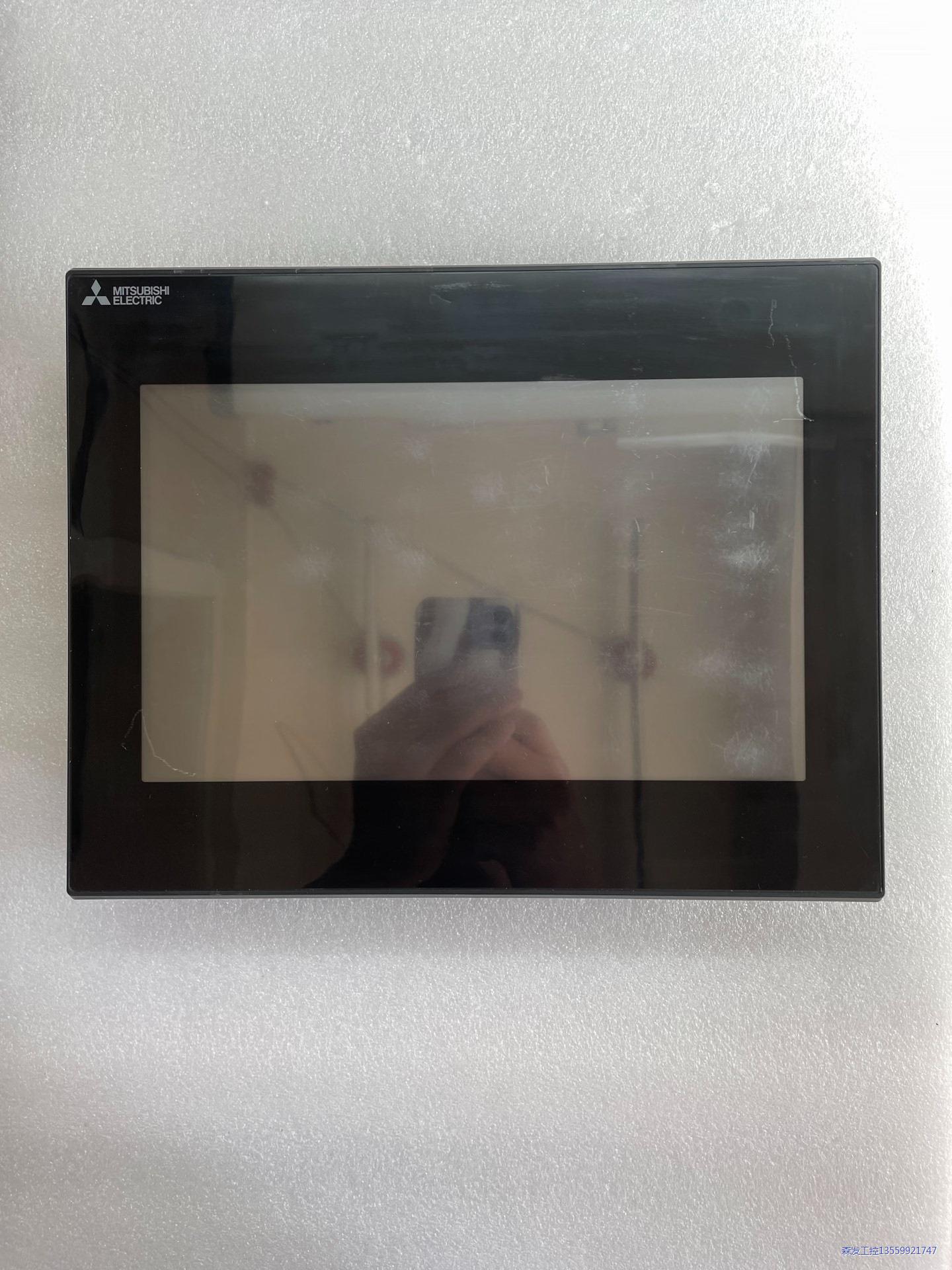 三菱触摸屏，型号GS2110-WTBD，成色如图，功能包好，议价商品