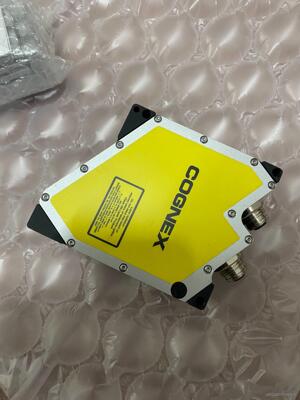 康耐视3D激光传感器.型号DS910B.成色还行.看让老板给