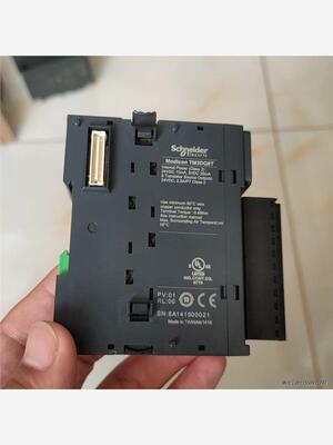 tm3dq8t，施耐德模块，带端子，实物图，9新成色，原装正