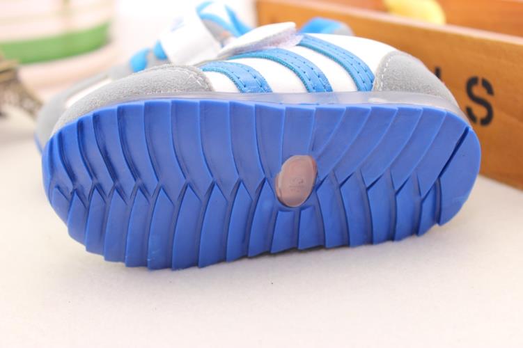 0-1-2 year old male and female baby toddler shoes baby shoes soft bottom spring and winter leisure sports shoes tide lights