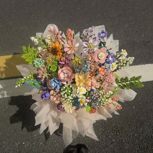 永生花束玫瑰情人节礼物成人版2025新款男生送女朋友积木花抱抱桶