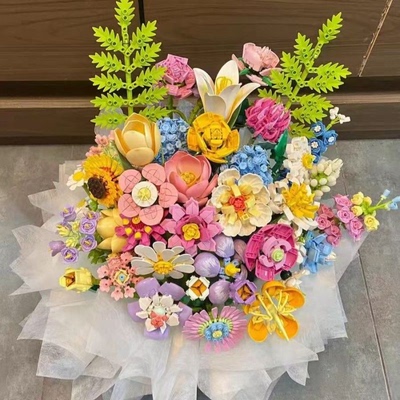 中国 积木玫瑰花抱抱桶花束拼装玩具永生花教师节女朋友 生日礼物