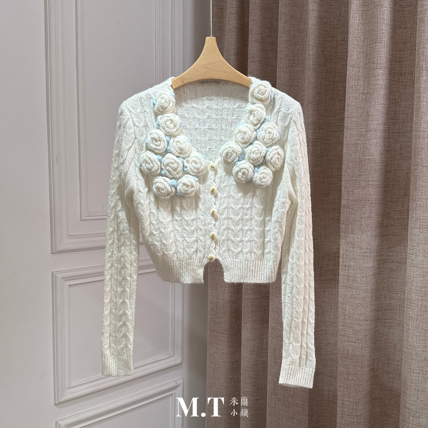 特价米兰小镇南油高版立体花苞波浪V领复古麻花纹羊毛短开衫