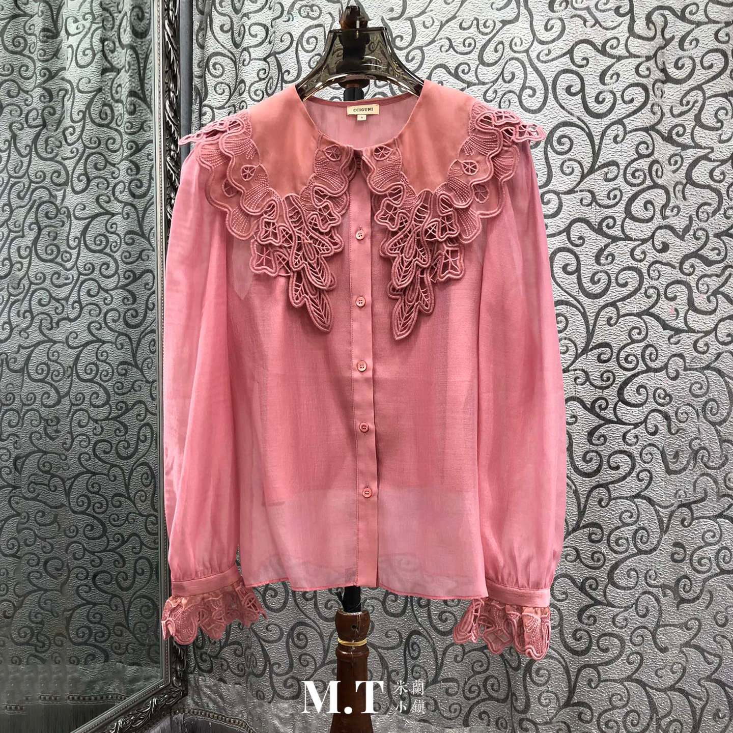 米兰小镇南油高版欧货古典风雅水溶花树叶披肩领透视两件套衬衫A4